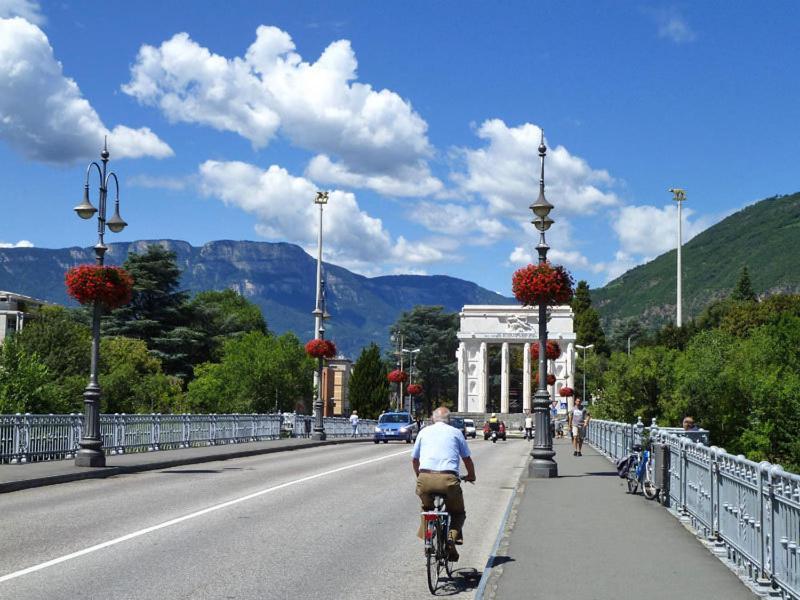 Appartamento Bolzano Centro Talvera Eksteriør billede